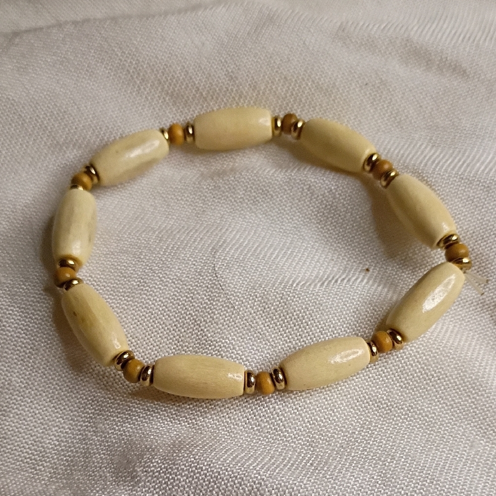 Elegant Cream and Gold Beaded Bracelet Y2k Stretchy Bead